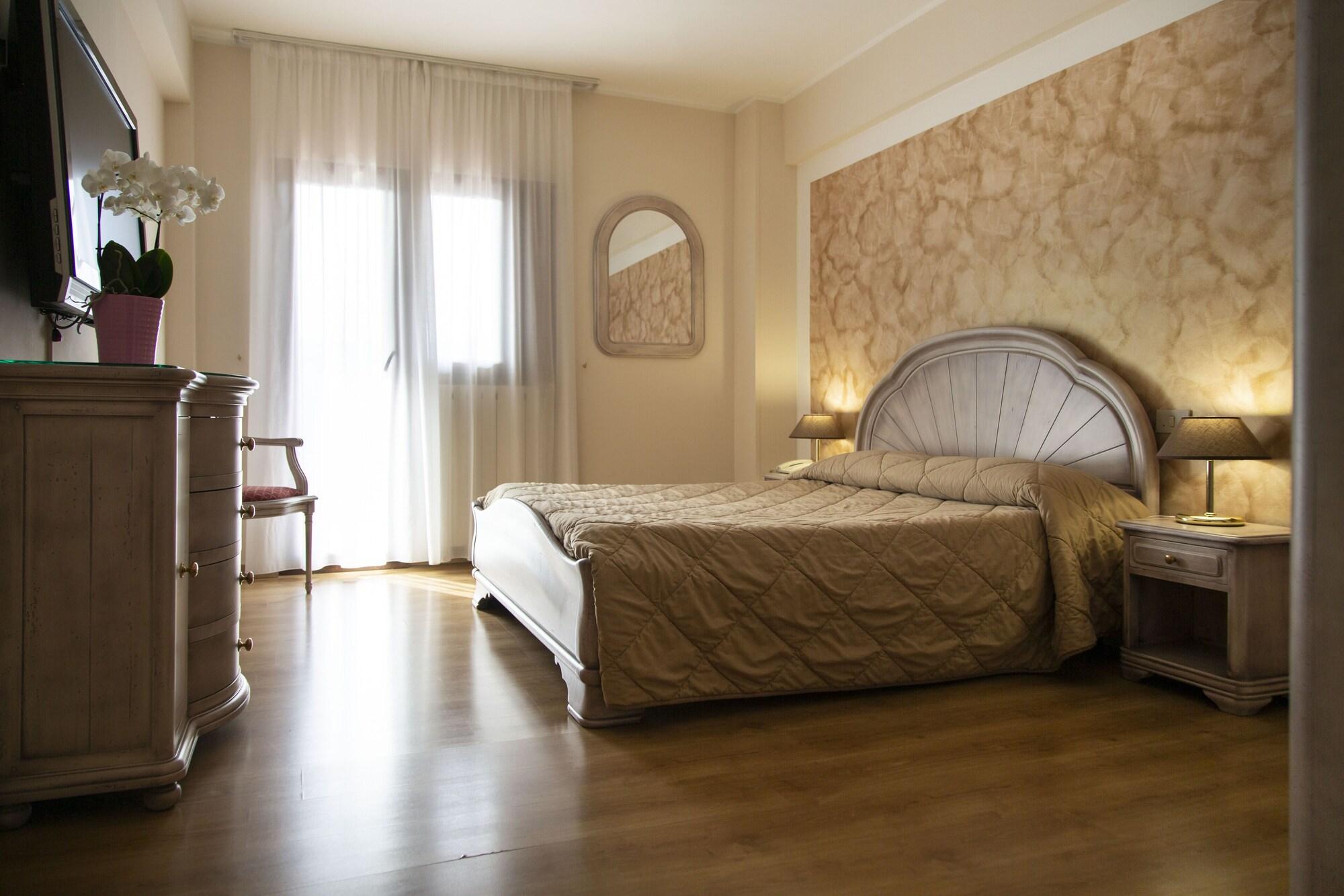 Grand Hotel Del Parco Пескассероли Экстерьер фото