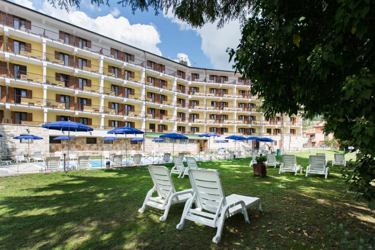 Grand Hotel Del Parco Пескассероли Экстерьер фото