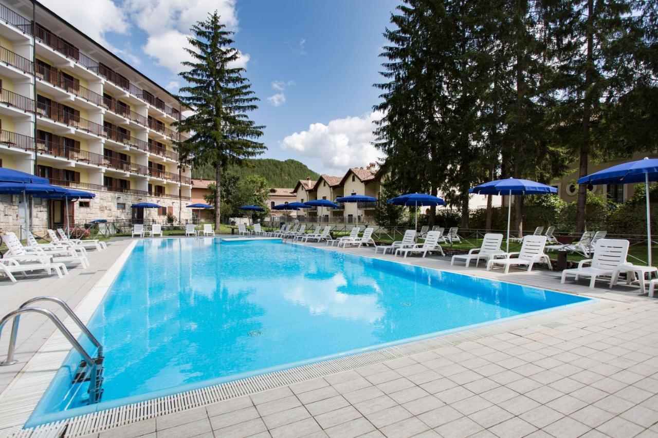 Grand Hotel Del Parco Пескассероли Экстерьер фото